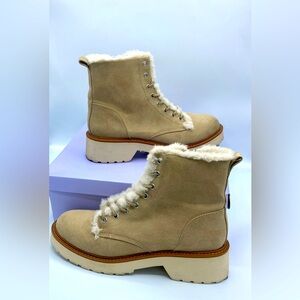 ✨ Madden Girl Carra Faux-Fur Combat Booties SIZE: 9.5✨